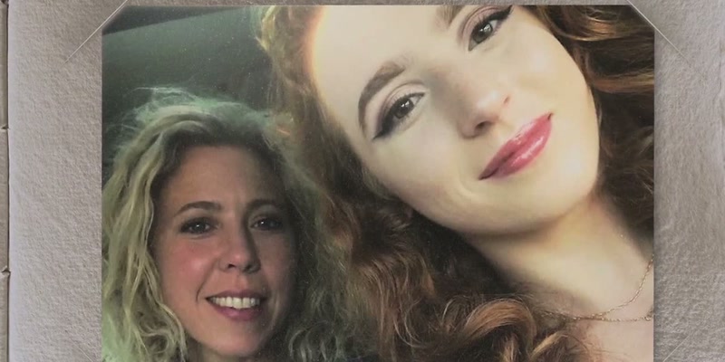 [Mimi] I don't remembermy sophomore year in high school