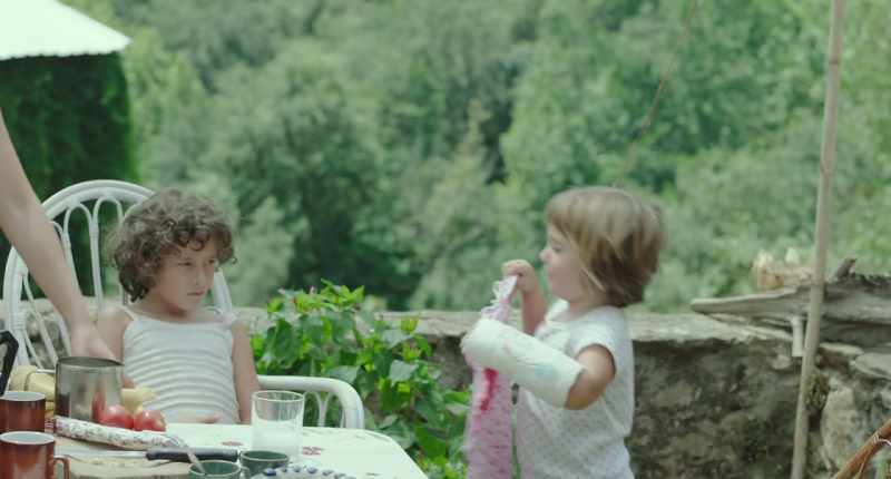 Mine is pink. - You shut up!