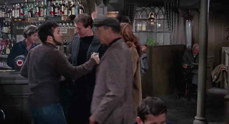 Miranda, Miranda, stop. - Have a jug