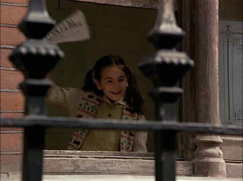 MISS HANNIGAN: Molly, I need your help!