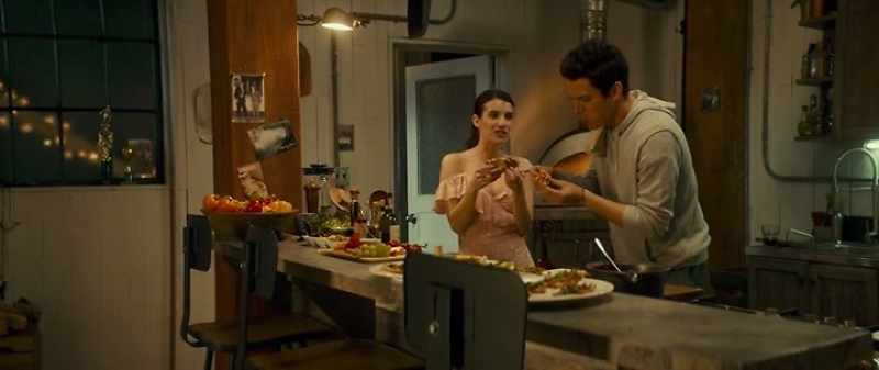 Mm! It's delicious. - The figs, they just