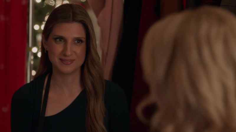 Mmhmm. -[Leah chuckles]