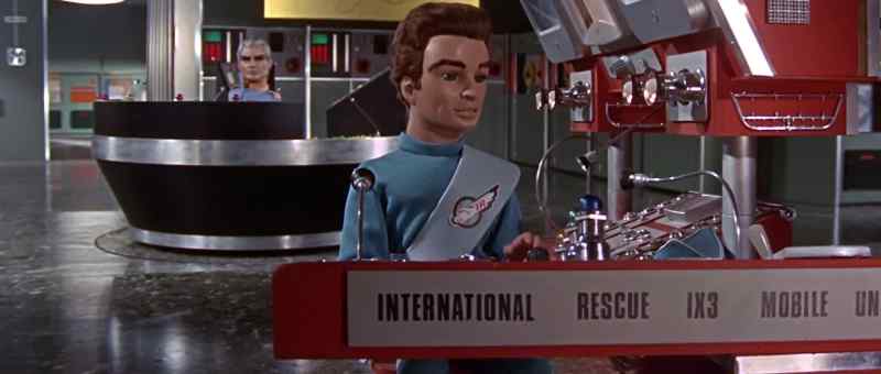 Mobile Control to Thunderbird 2. Launching underway