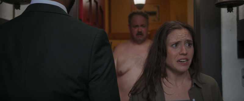 [Mom] Gary! Did you answer the door without clothes on again?