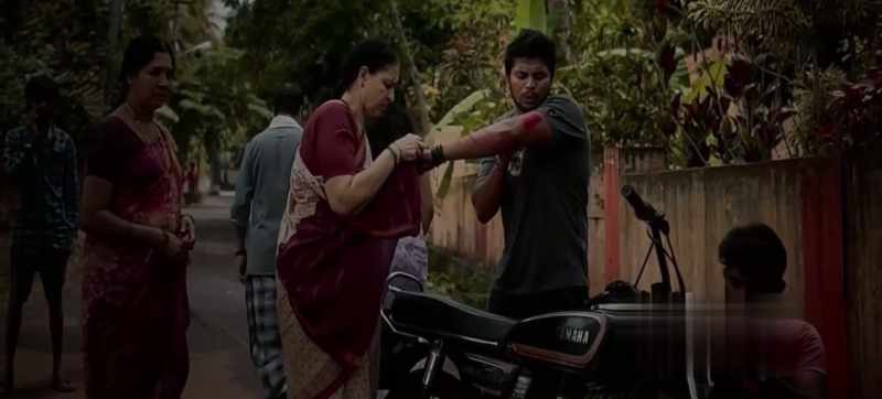 Mom, sorry, I have to catch the train