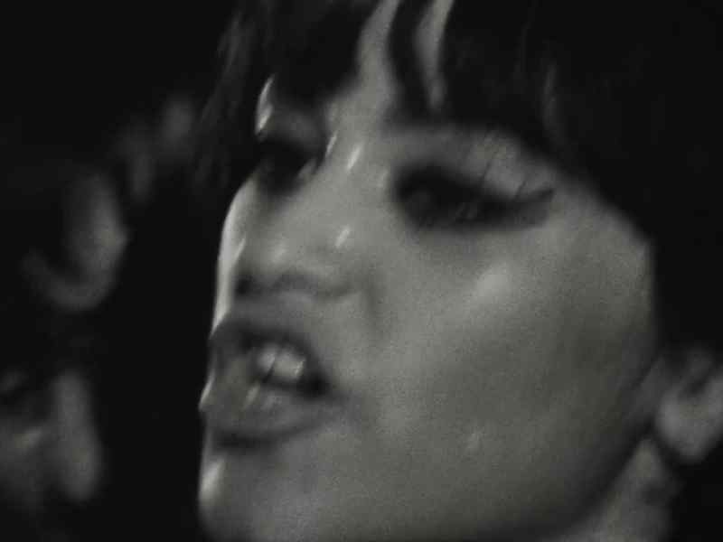 �� Money don't get everything It's true ♪
