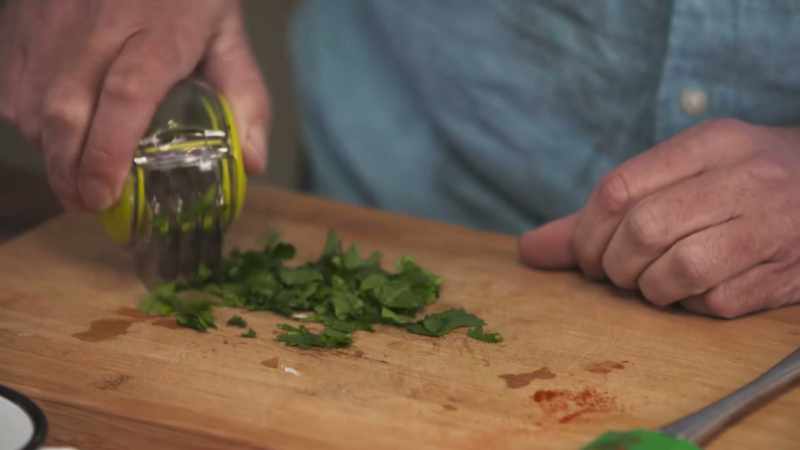 More than enough time to chop the coriander as a garnish