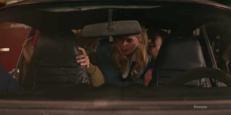 Move it, move it, move it. Get out, Elliot!