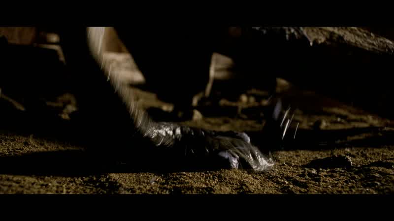 Move! Keep moving! Keep moving!