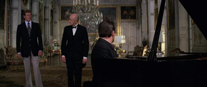 Mr Bond sir