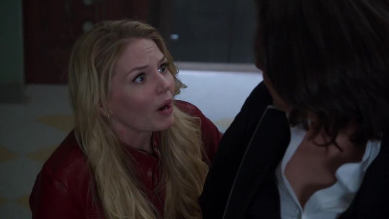 Mr. Gold? Gold! Regina! He tricked you. How could you give him that? Where is he? Gone. Gold! He man