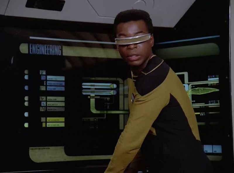 Mr La Forge? - I'm re-engaging warp engines