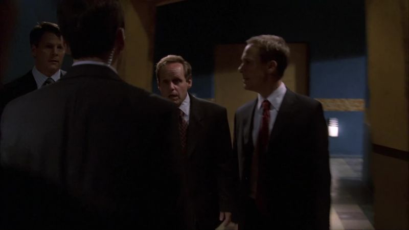 Mr. Lennox, are you all right? - Yes, Agent Lowry