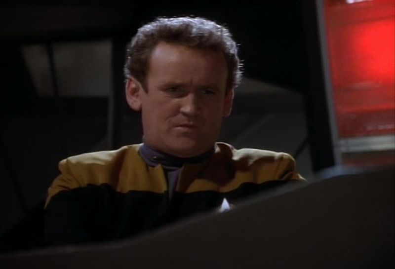 Mr O'Brien, we're ready. - Releasing the conduit seal