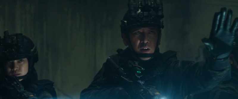 Mr. Ri, there's going to be a small explosion. Please step back