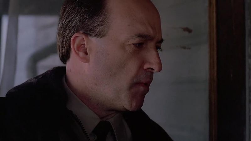Mr Skur? It's the sheriff. Will you open up, please?