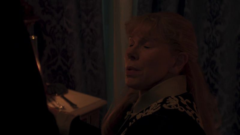 Mrs. Russell's maid?