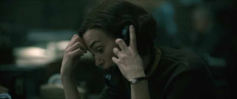 Mrs. Sullivan? - [person 1] This is the Howard residence