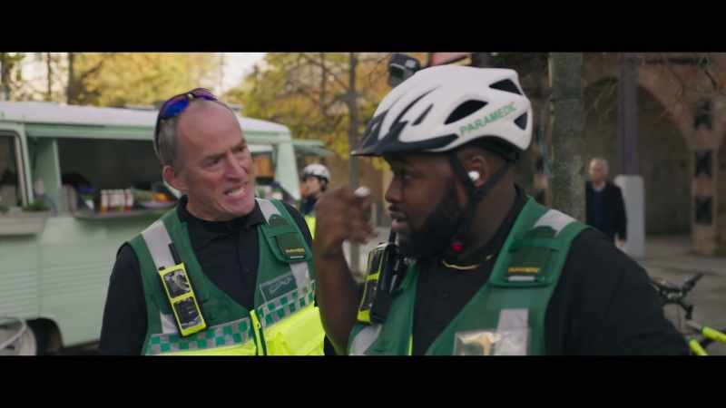 (muffled speaking) - Can't listen to music