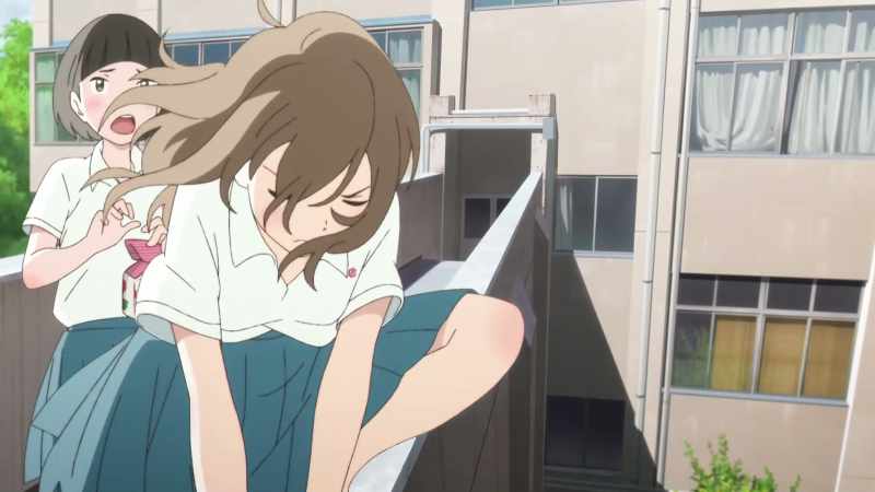 Muge, calm down! Muge! Someone stop her, please!