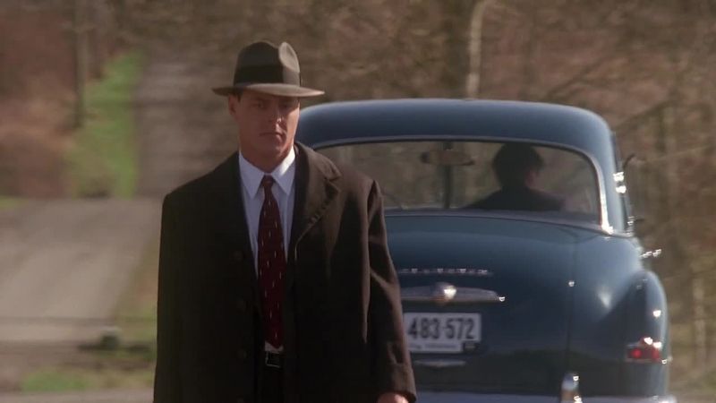 (Mulder) Why would anyone do that? Why let the killer go free?