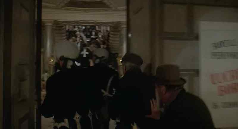 Murder in Whitechapel! Murder in Whitechapel!