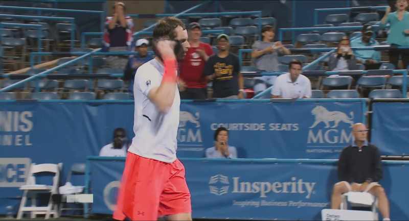 Murray wins another marathon in Washington, D.C