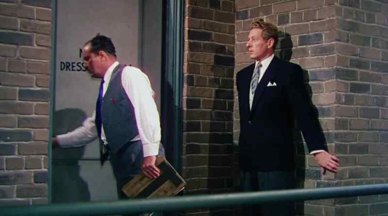 Murray, would you hurry up! Why you always the last one?