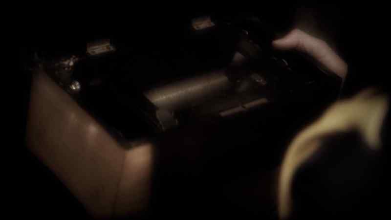 (music box playing 