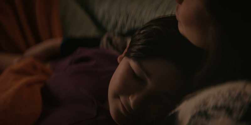 [music crescendos] - [kissing]