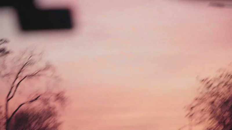 �� (MUSIC FADES) ♪