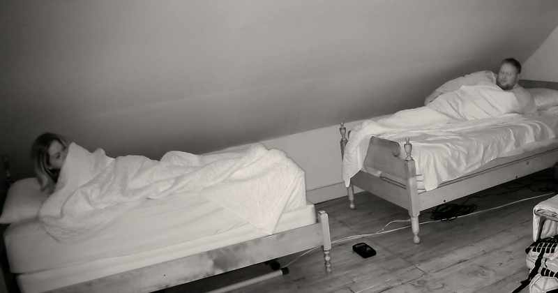 My bed moved too