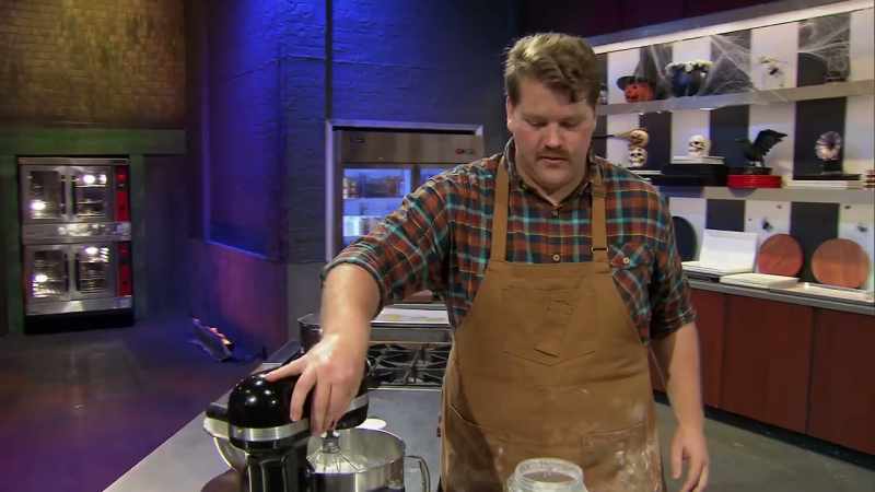 My name is Stephen and when I'm not baking cookies