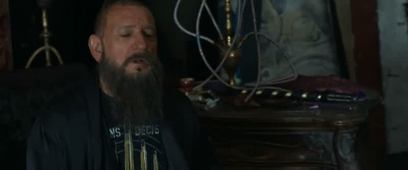 My name is Trevor Trevor SlatteryWhat are youA decoy You're a double rightYou mean like an understudy No absolutely notDon't hurt the face I'm an actorYou got a minute to live Fill it with wordsIt's