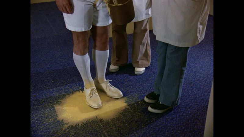 My shoes are yellow