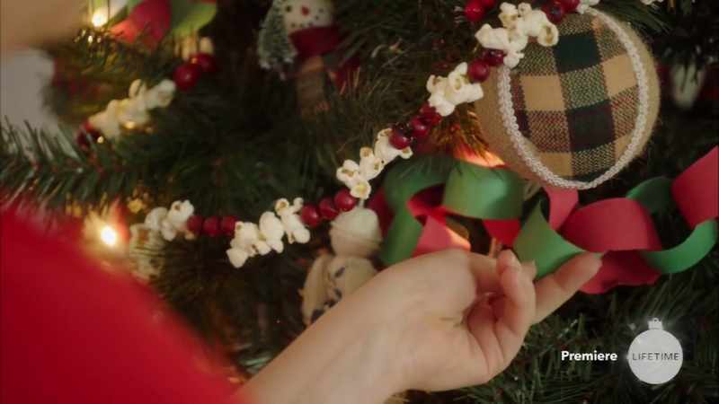My sister used to make the paper chains