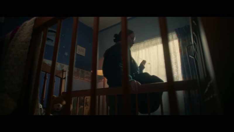 (mysterious music continues)