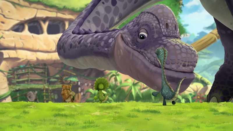 (Mysterious music playing)