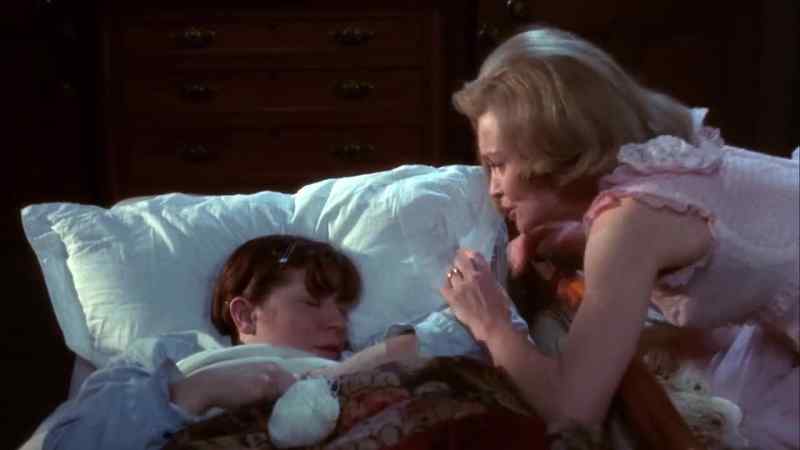 Nanny, Nanny, wake up!