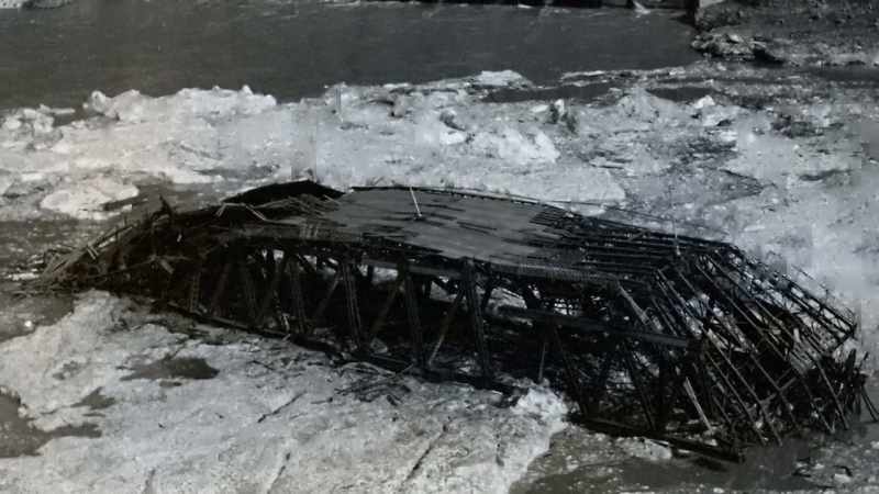[narrator] A storied bridge doomed by the elements