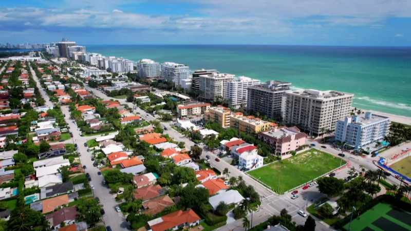 [narrator] And in Miami, the catastrophic destruction