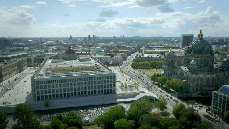 [narrator] Berlin, Germany
