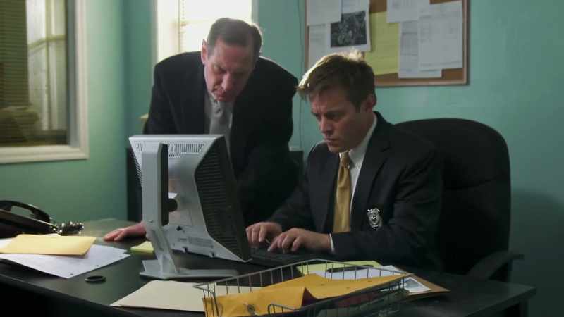 Narrator: DETECTIVES DECIDE TO TAKE THEIR INVESTIGATION ONLINE