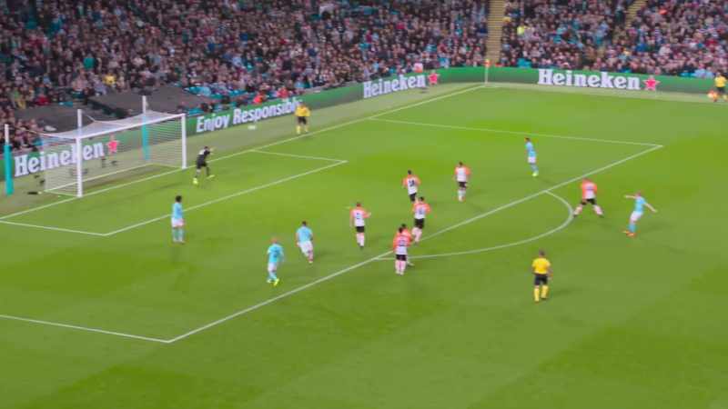 [narrator] Earlier in his career, De Bruyne was a player