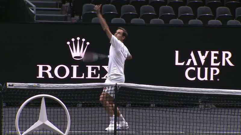 [Narrator] In 2003, the former ballboy