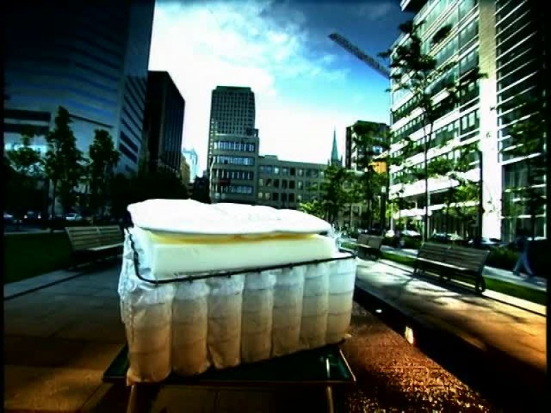 Narrator: MATTRESS ANATOMY 101