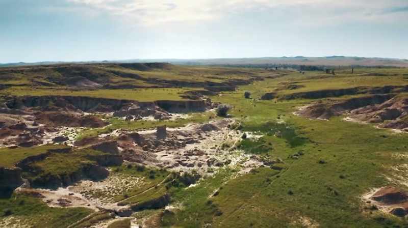 Narrator: MIKE'S PASTURES IN THE LANCE CREEK FORMATION