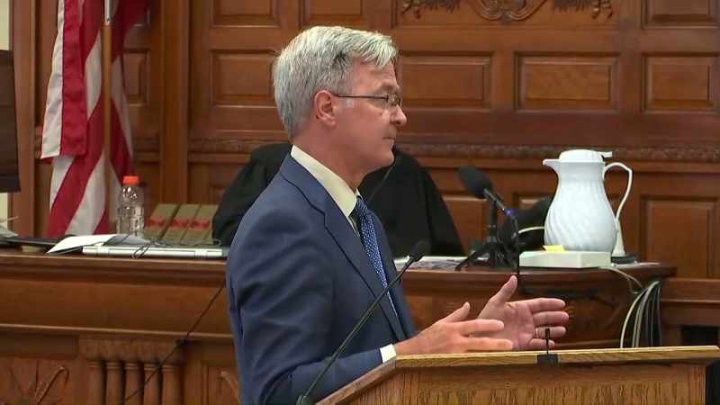 NARRATOR: Mullis' lawyer scoffed at the prosecution's