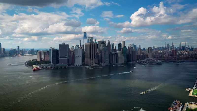 [narrator] New York, the Big Apple