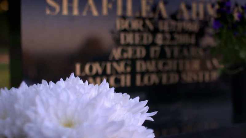 [narrator] Over time, the truth about Shafilea's abuse